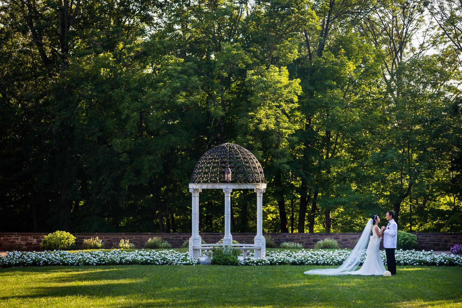 Wedding portraits at Tyler Gardens in Newtown, Bucks County