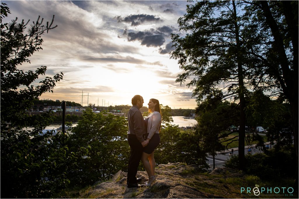 Boathouse Row Engagement Photos by Philadelphia Wedding
